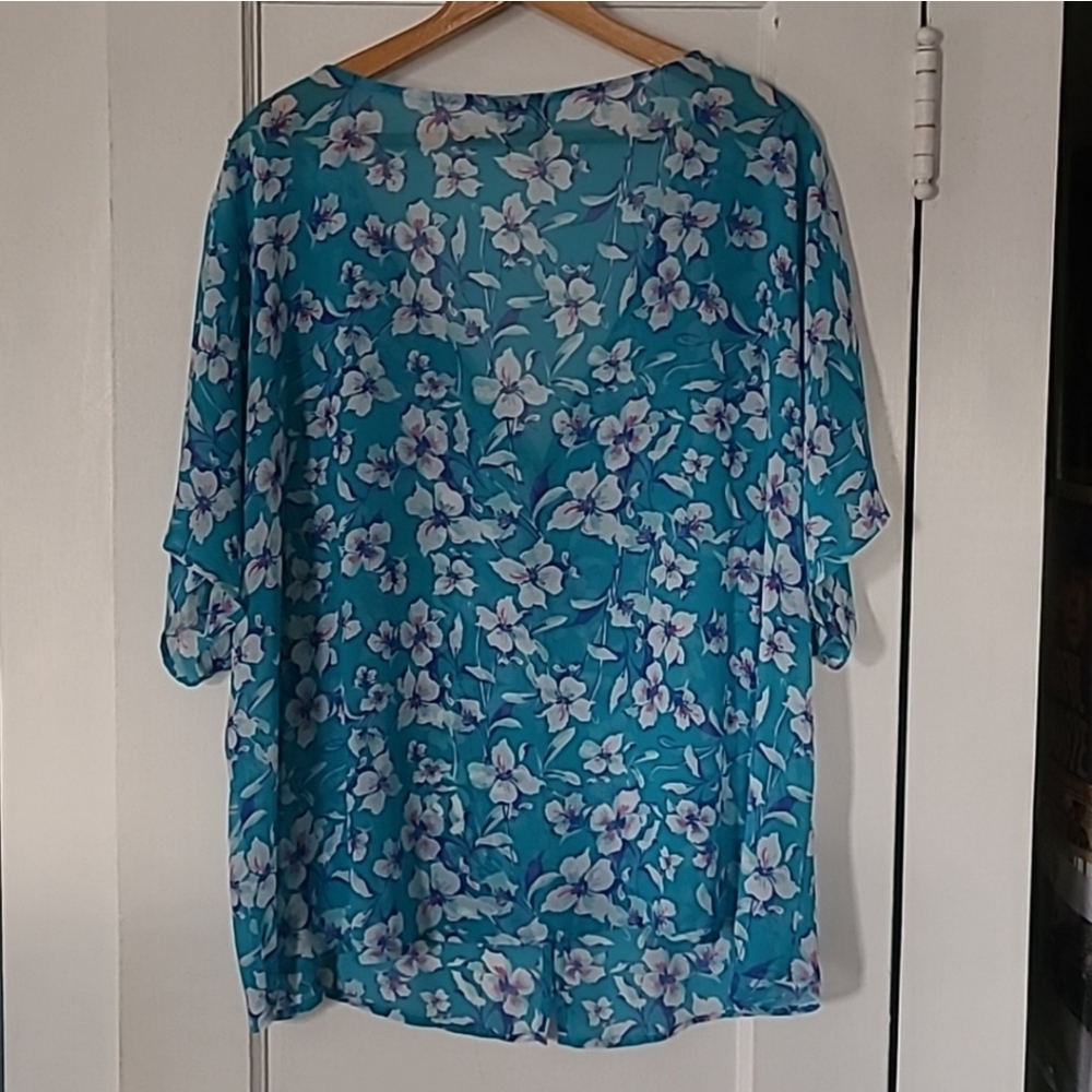 Torrid Sheer Floral Blouse - Picture 2 of 8